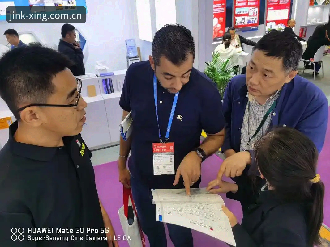 亚星体育平台使用实测：从下载到注册的完整攻略